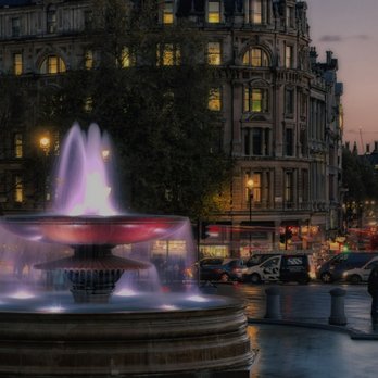 Trafalgar Square - Landmarks & Historical Buildings Near Me - London, XGL