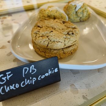 Presta Coffee Roasters - Houlden's Rise Above: gluten-free peanut butter, chocolate chip cookies - Coffee & Tea Near Me - Tucson, Arizona Presta Coffee Roasters - Houlden's Rise Above: gluten-free peanut butter, chocolate chip cookies - Coffee & Tea Near Me - Tucson, Arizona