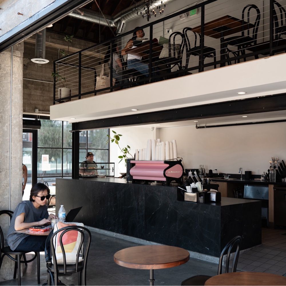 20g - Sitting area - Coffee & Tea Near Me - Los Angeles, California
