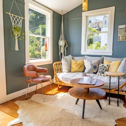 Michael J. Kelley Photography - Study of an airbnb. Real estate rental property photography.