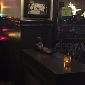 Hamilton's - Bars Near Me - Brooklyn, New York