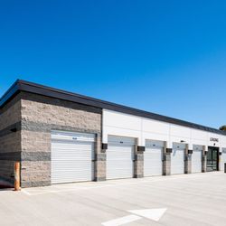 SecureSpace Self Storage San Pedro - Drive up units with easy loading & unloading access.