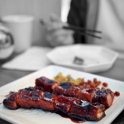 Jin Gege & Yao Yao - Bbq pork