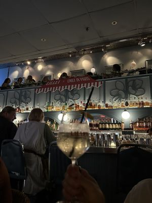 Morris American Bar by null