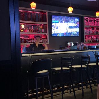 Hera Bar & Karaoke - Drew! - Bars Near Me - Los Angeles, California