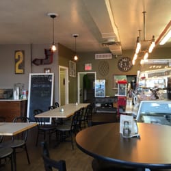 Main Street Cafe - Quaint and clean