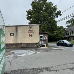 Dom's Seafood - Exterior on Bristol Pike.