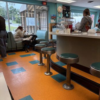 Harold's Koffee House - Counter seating - Breakfast & Brunch Near Me - Omaha, Nebraska Harold's Koffee House - Counter seating - Breakfast & Brunch Near Me - Omaha, Nebraska