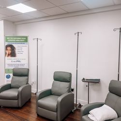 Oak House Med Spa and Wellness Center - IV chairs