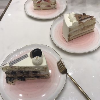 One Cake Boutique - Patisserie/Cake Shop Near Me - Richmond, British Columbia One Cake Boutique - Patisserie/Cake Shop Near Me - Richmond, British Columbia