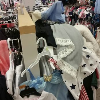 JCPenney - 10-22-2016  JcPenny! NO FLOOR ASSOCIATES WHATSOEVER! - Department Stores Near Me - Antioch, California
