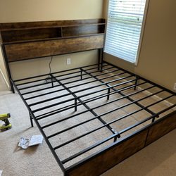 Dvjeen - Furniture assembly " King Bed"
