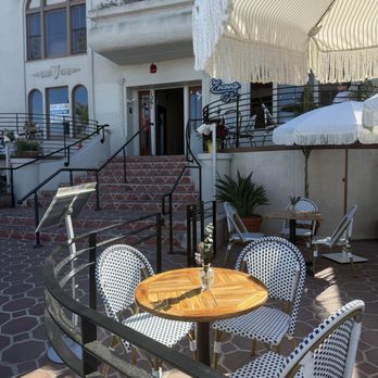 Encanto Cafe - Outdoors, very cute and welcoming space - Cafes Near Me - San Diego, California Encanto Cafe - Outdoors, very cute and welcoming space - Cafes Near Me - San Diego, California