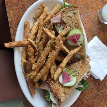 Bluefront Cafe - Cafes Near Me - Sturgeon Bay, Wisconsin Bluefront Cafe - Cafes Near Me - Sturgeon Bay, Wisconsin