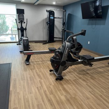 Hampton Inn Oakhurst-Yosemite - Gym - Hotels Near Me - Oakhurst, California