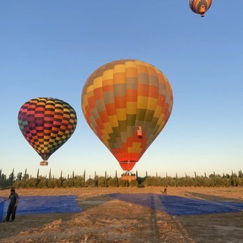 Uncorked Tours - Up up and away as they float away into the Morning sky - Wine Tours Near Me - Temecula, California Uncorked Tours - Up up and away as they float away into the Morning sky - Wine Tours Near Me - Temecula, California