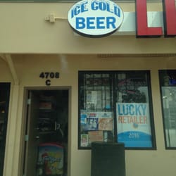 Country Corner Liquor - Front of store