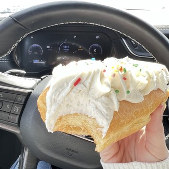 Donut Connection - People's Long John - Donuts Near Me - Escanaba, Michigan