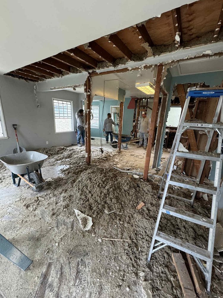 Slide of Summit Remodeling Group