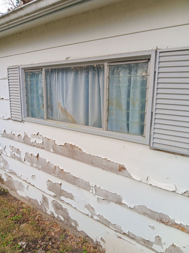 Slide of Luis Outdoor Services