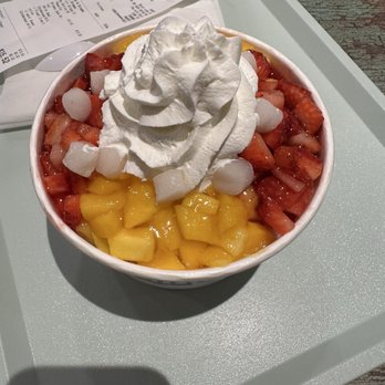 IC Bingsu - Strawberry and mango bingsu - Desserts Near Me - Hillsboro, Oregon