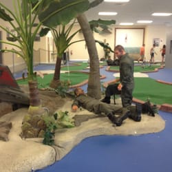 Top Gun Indoor Minature Golf