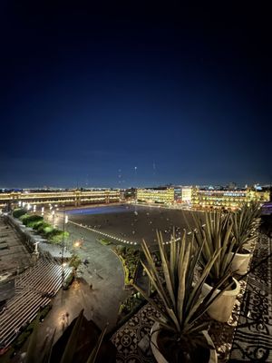 Balcón del Zócalo by null