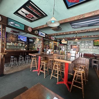 Latitude 32 Pub & Grill - Bar area - Pubs Near Me - San Diego, California Latitude 32 Pub & Grill - Bar area - Pubs Near Me - San Diego, California