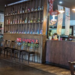 Zen Ramen & Sushi Burrito - Ambience