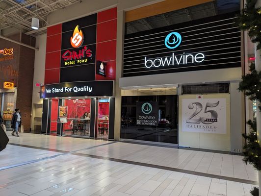 Palisades Center by null