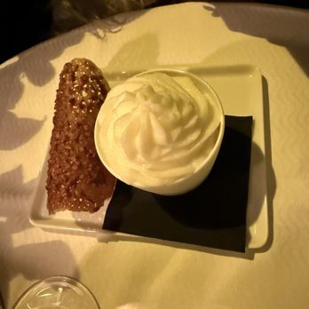 L'Avenue - Lemon sorbet - Brasseries Near Me - Paris, 75