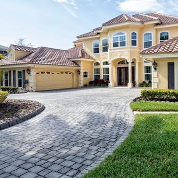 Shine Stone Pavers - Amazing Home whit brick paver driveway, - Masonry/Concrete Near Me