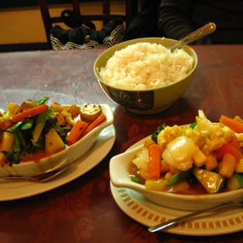 Spicy Hut - Thai Near Me - Calgary, Alberta