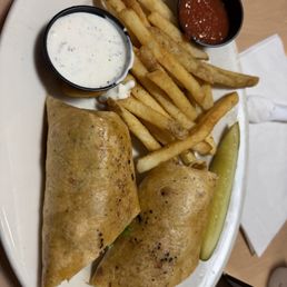 Fajita wrap with fries