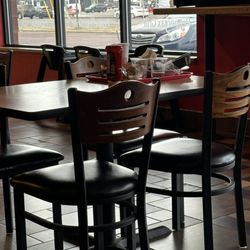PepperJax Grill - Trash sitting for 30+ minutes