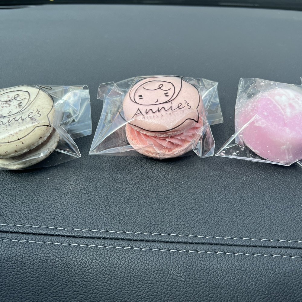Poke Time - Macaron cookies n cream and strawberry and ice cream mochi - Poke Near Me - Plano, Texas Poke Time - Macaron cookies n cream and strawberry and ice cream mochi - Poke Near Me - Plano, Texas