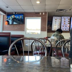 30 Burgers - An interior view - they keep the place nice & clean