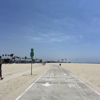 MONTY’S DOG BEACH & BAR - Updated January 2026 - 348 Photos & 159