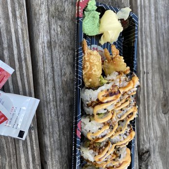 Sushi & Seoul - Shrimp tempura roll - Sushi Bars Near Me - SANFORD, Florida Sushi & Seoul - Shrimp tempura roll - Sushi Bars Near Me - SANFORD, Florida