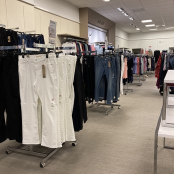 Macy's - Department Stores Near Me - Greendale, Wisconsin