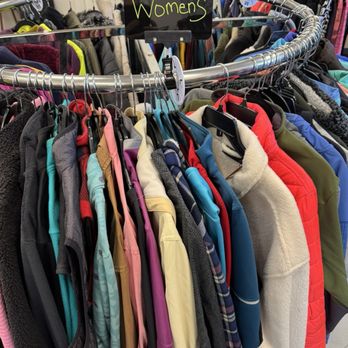 Hatcher Pass Thirft - Women's clothing - Thrift Stores Near Me - Palmer, Alaska