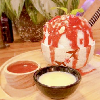 U :Dessert Story - Strawberry Cheesecake Greek Yogurt Bingsoo - Desserts Near Me - Berkeley, California U :Dessert Story - Strawberry Cheesecake Greek Yogurt Bingsoo - Desserts Near Me - Berkeley, California