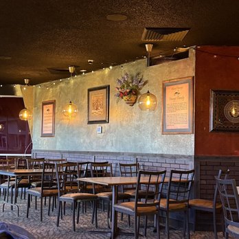 Grand View Bar & Grill - Cocktail Bars Near Me - Page, Arizona Grand View Bar & Grill - Cocktail Bars Near Me - Page, Arizona