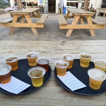 Short's Brewing Company Pull Barn - Breweries Near Me - Elk Rapids, Michigan Short's Brewing Company Pull Barn - Breweries Near Me - Elk Rapids, Michigan