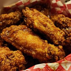 CM Chicken Highlands - Soy garlic wings