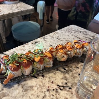 Nara-Ya - Smoke Break and Tempura Crunch - Sushi Bars Near Me - Washington, DC, District of Columbia