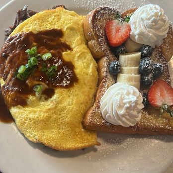 Musa - Steak omelette with French toast - Latin American Near Me - San Juan, Puerto Rico