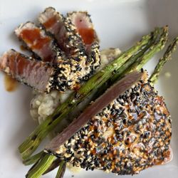 Seared ahi tuna