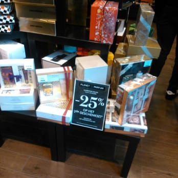 Planet Parfum - Geschenk - Cosmetics & Beauty Supply Near Me - Antwerp, VAN