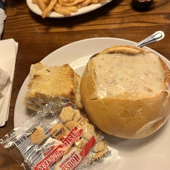 The Salty Seal - Clam chowder bread bowl. - American Near Me - Monterey, California The Salty Seal - Clam chowder bread bowl. - American Near Me - Monterey, California